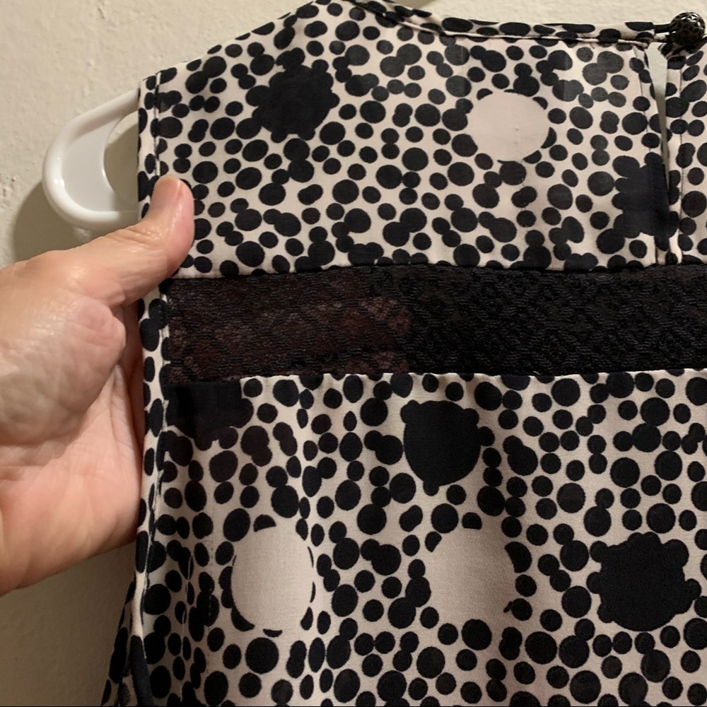 Cabi Dots & Lace Sleeveless Top Size Medium - Picture 4 of 13
